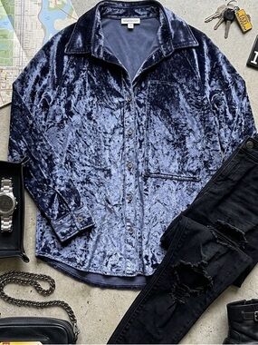 Free People We The Free Blue Crushed Velvet Oversized Button Down S Whimsygoth